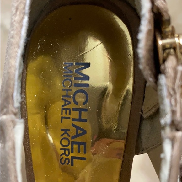 ‼️SALE‼️ Michael Kors 4” Heels - Picture 4 of 5